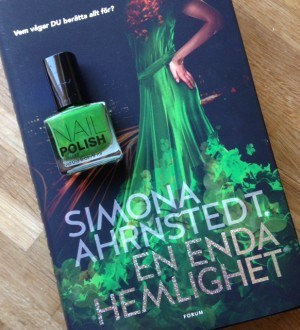 39:50 på HM. Fast just nu är jag bara sugen på rosa naglar. Suck.