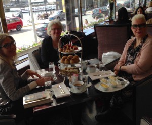 Anna Svedbom från Harper Collins/Svenska Harlequin, Maria Nilsson, kursledare Romancekurs, Helene Ehriander, Linnéuniversitetet.