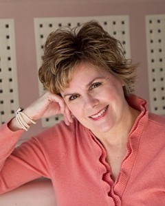 author pink sweater 4x300