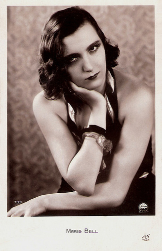 Marie Bell