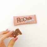 La rosa �� il male. La rossa �� il bene.