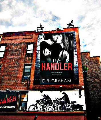 th billboard wall