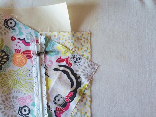 Vilene Sewing Club: Lace Zip Cosmetic Purse Made Peachy 