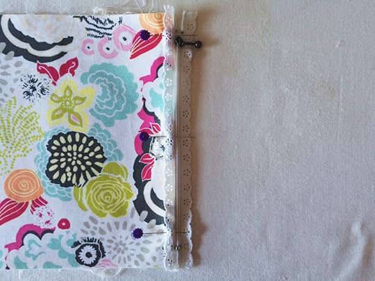 Vilene Sewing Club: Lace Zip Cosmetic Purse Made Peachy 