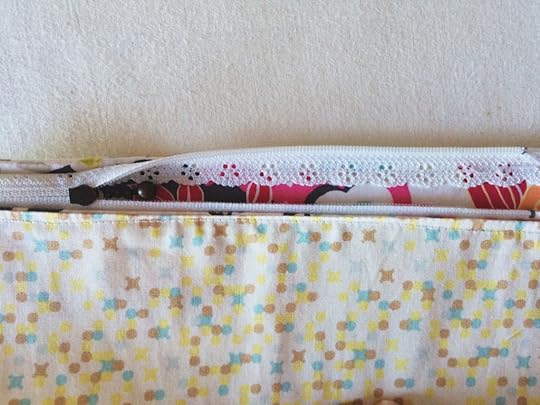 Vilene Sewing Club: Lace Zip Cosmetic Purse Made Peachy 