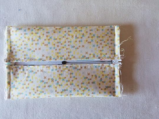 Vilene Sewing Club: Lace Zip Cosmetic Purse Made Peachy 