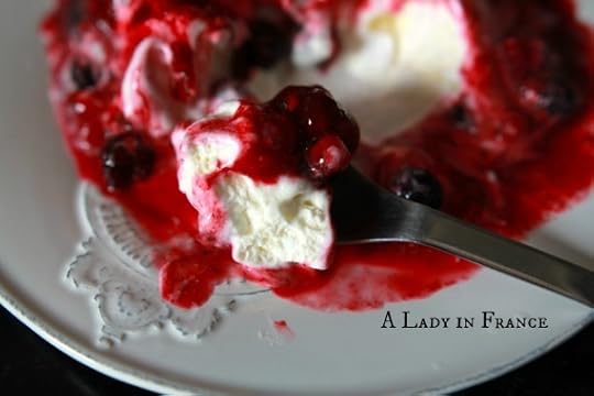 frozen berry meringue11