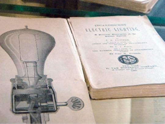 Diagram of Latimer’s bulb (1883) and acclaimed book (1889)