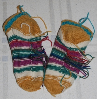 Humbling-socks-yarn-ends-5-5-15