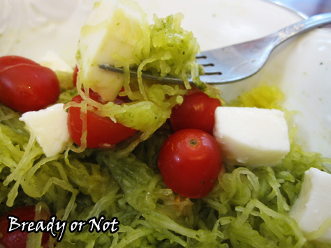 Lemon-Basil Dressing on Caprese Salad10_sm