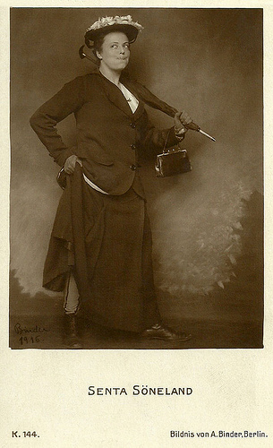 Senta Söneland