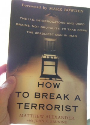 Otroligt intressant om förhörsteknik utan brutalitet.