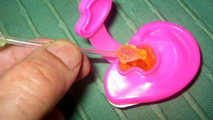 ear_wax_candy