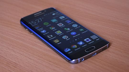Samsung_GalaxyS6Edge02