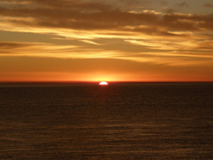 The-Sun-Kissing-his-Girl-each-Morning