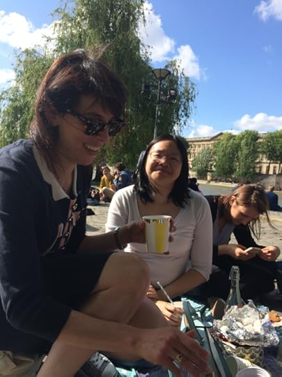 Marie, Francesca and Justine at the Square du Vert-Galant