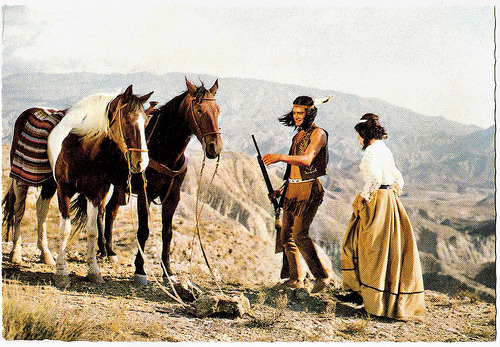 Karin Dor and Daniel Martin in Der letzte Mohikaner (1965)