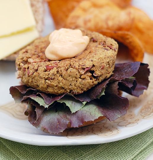 Super Easy Avocado Chili Bean Veggie Burgers that are the perfect vegan option for Memorial Day | HealthySlowCooking.com