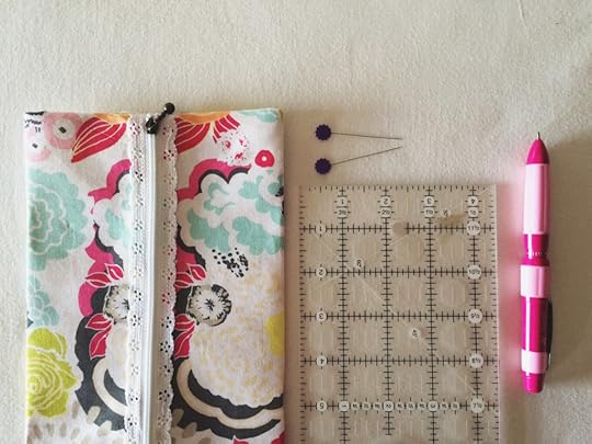 Sew-in Box Corners Tutorial Made Peachy 
