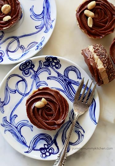 Vegan Peanut Butter Cheesecake