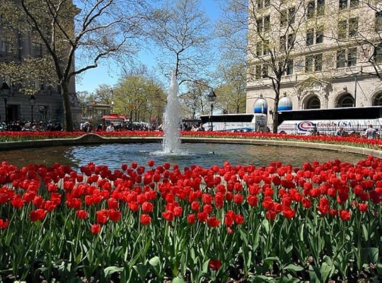 File:Bowling Green fountain New York City 2014.jpeg