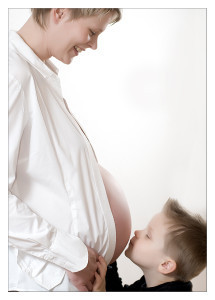Pregnant-Mom-215x300