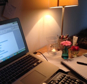 Skriver så smått på nästa bok. Känns skönt.