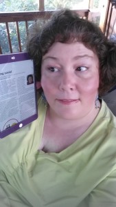 Ronda Del Boccio Tweets to the Top: Vox Magazine Article