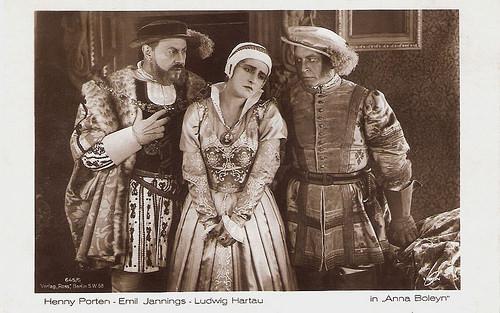 Henny Porten, Emil Jannings and Ludwig Hartau in Anna Boleyn (1920)
