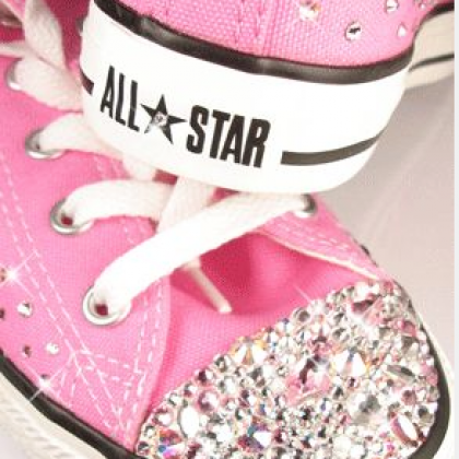 I love a fun sneaker!