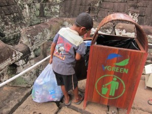 Superhero water bottle collector 1a