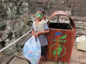 Superhero water bottle collector 1b