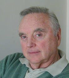 Warren Headshot-featured