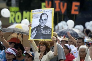 afp-salvadoran-voice-of-voiceless-archbishop-romero-beatified-300x200