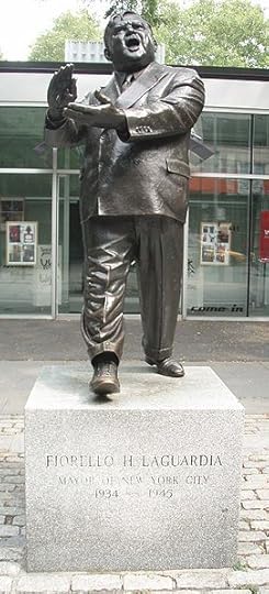 File:Fiorella LaGuardia statue.jpg