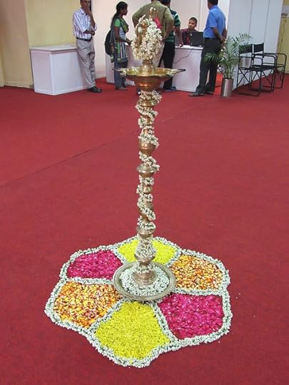 Solar-South-Chennai-Expo-Lamp-r