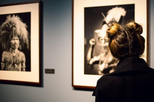 Visitor at Sebastião Salgado’s Genesis-show in Berlin. Credit: Borkeberlin