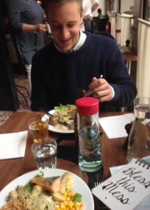 Det här är Christopher som jag lunchade med idag. 