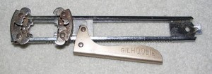 640px-The_--Gilhoolie---_jar_opener_invented_by_Dr._C._W._Fuller