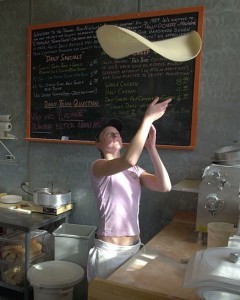 [Hand-tossed Pizza]