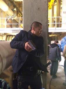 Alex Mallari Jr. (FOUR) gets the drop on the Dark Matter crew.