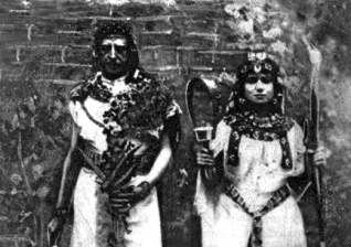 Ramses & Anari, surely from the same L/Echo photoshoot 