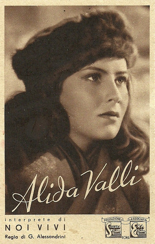 Alida Valli in Noi vivi