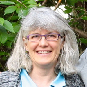 Laurel Wanrow, author of the steampunk fantasy trilogy The Luminated Threads