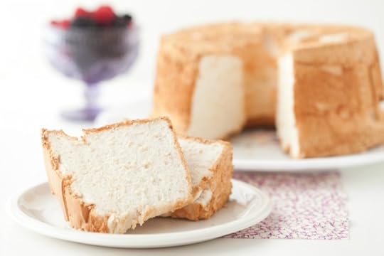 Angel Food Cake (#grainfree #paleo) | DeliciouslyOrganic.net