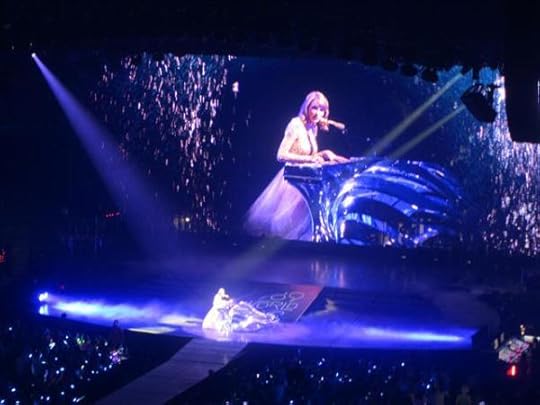 taylorswift-ottawa9 (Small)