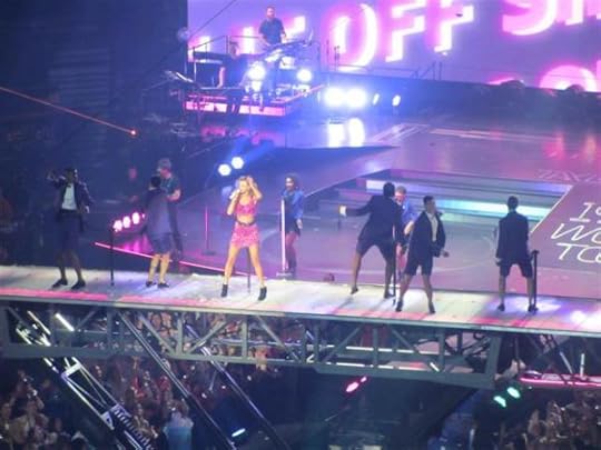 taylorswift-ottawa10 (Small)