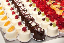 petit fours