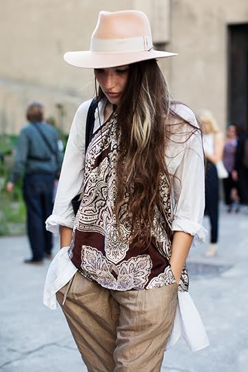 the-sartorialsit-pink-hat-summer-style-weekend-man-repeller