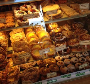 Allt detta försakades till förmån för sallad och mineralvatten. De hade tosca-wienerbröd, är allt jag säger.